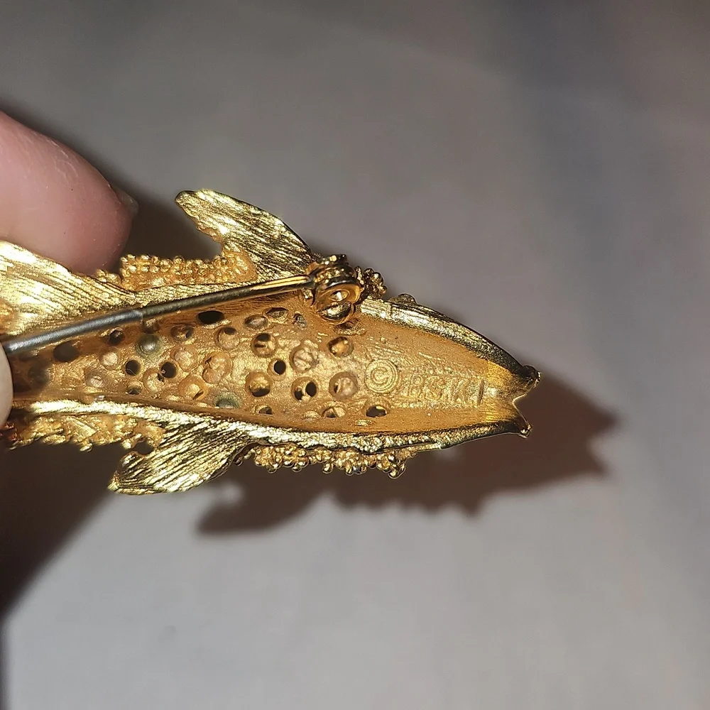 BSK Vintage Gold Fish-Shaped Brooch